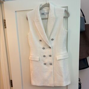 Zara Women's white Double-Breasted Vest
